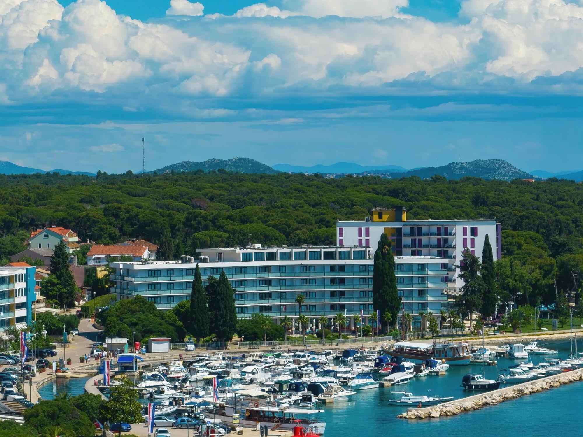 Ilirija Resort Hotel Ilirija บีโอกราดนาโมรู ภายนอก รูปภาพ