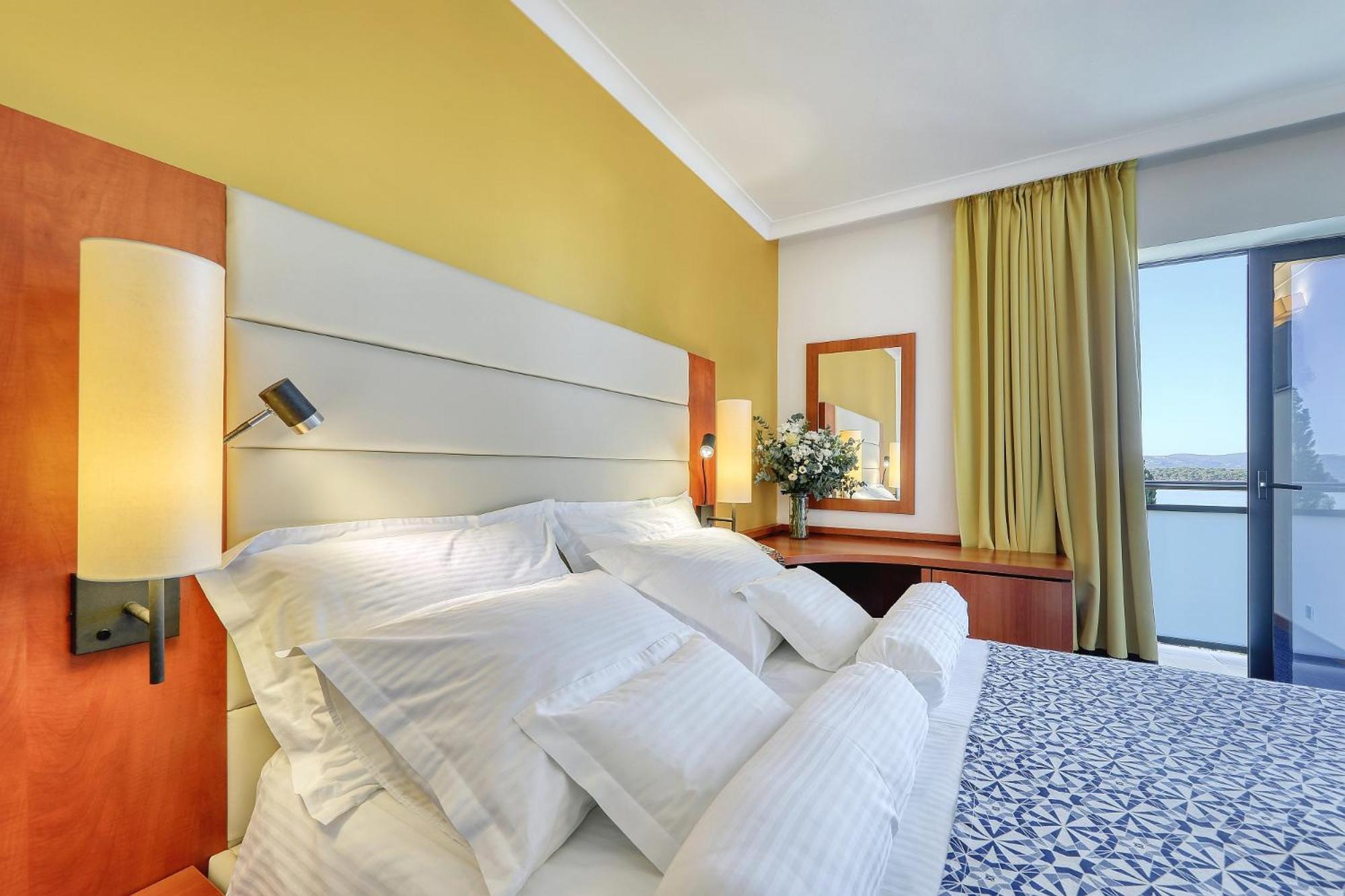 Ilirija Resort Hotel Ilirija บีโอกราดนาโมรู ภายนอก รูปภาพ